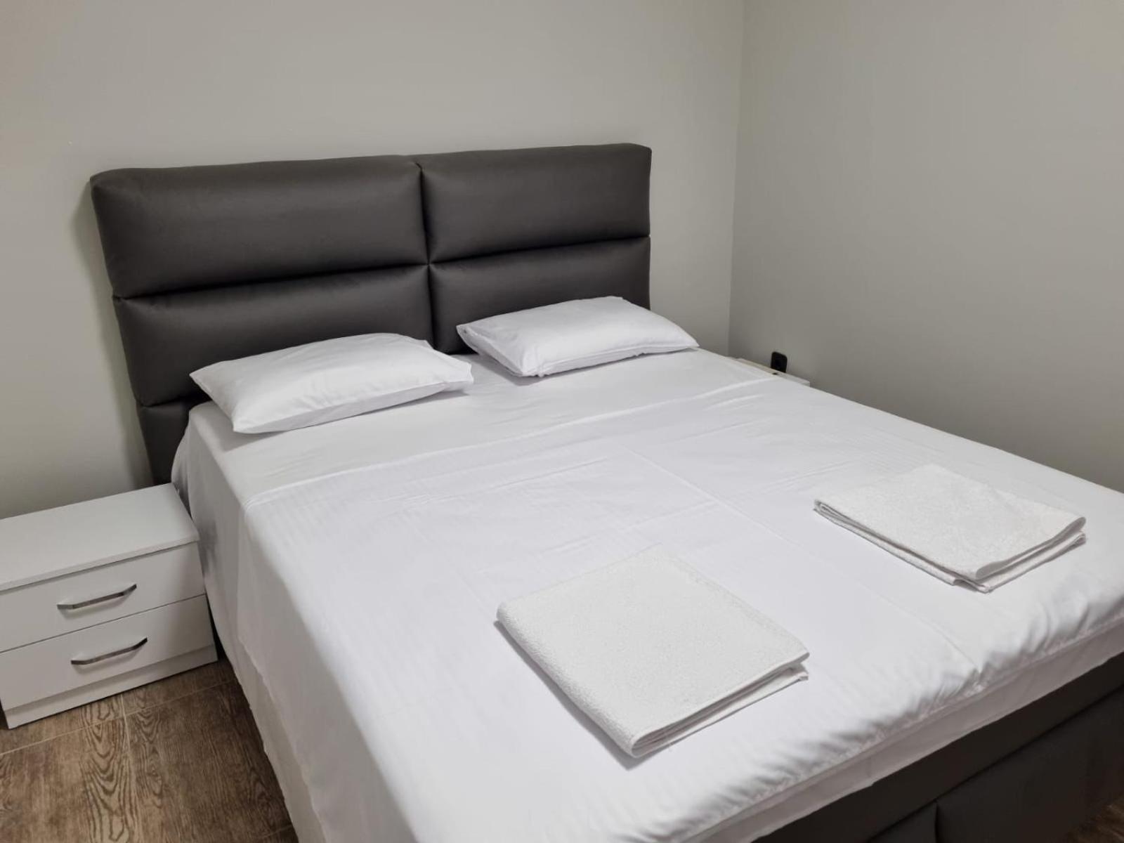 Apartments Luka Kotor Ngoại thất bức ảnh